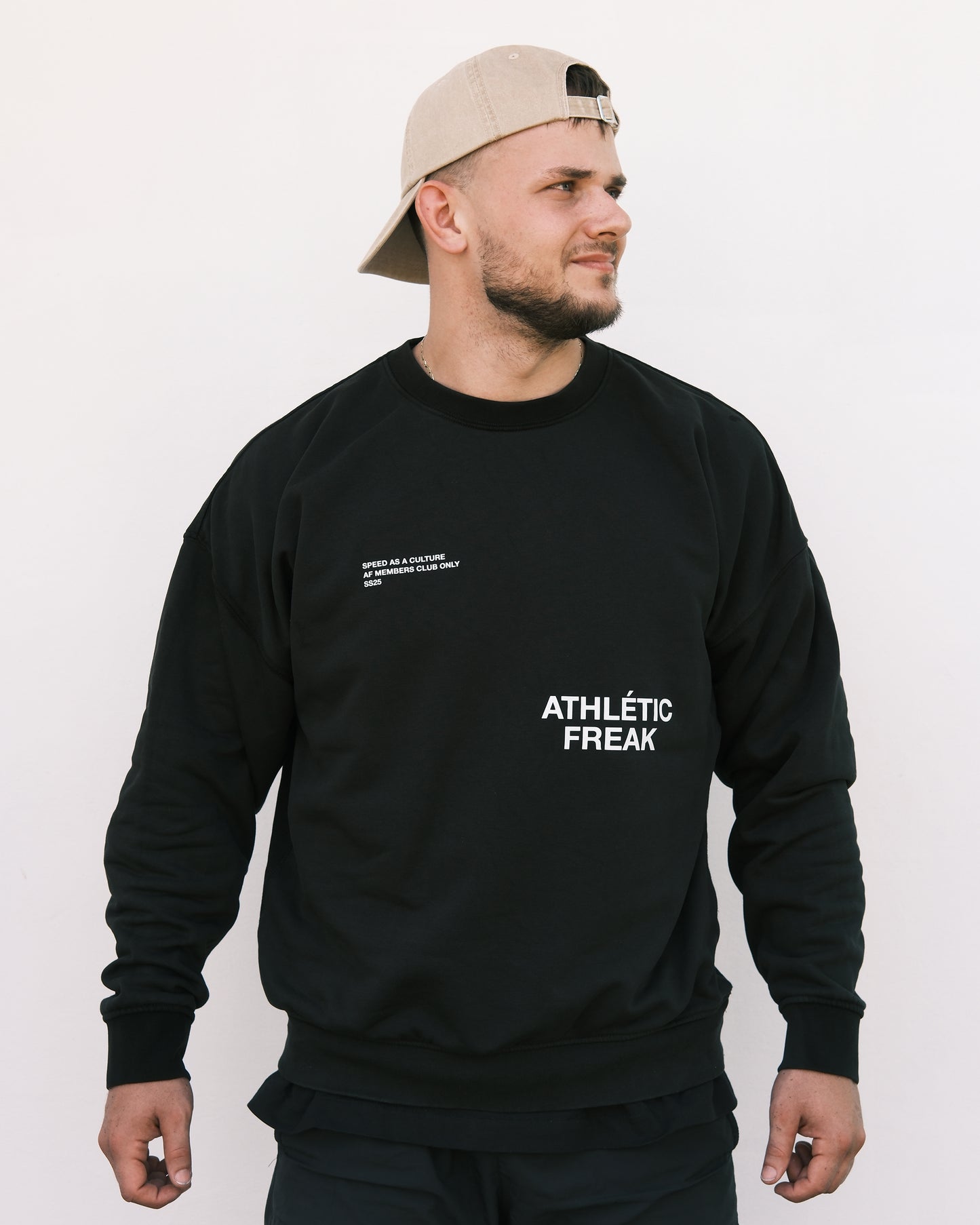 MEMBERS CLUB SWEATSHIRT - OFF BLACK